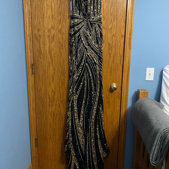 Ashley Lauren 11235 Black and Gold Sleeveless Prom Gown with Plunge Neckline - Picture 2 of 3